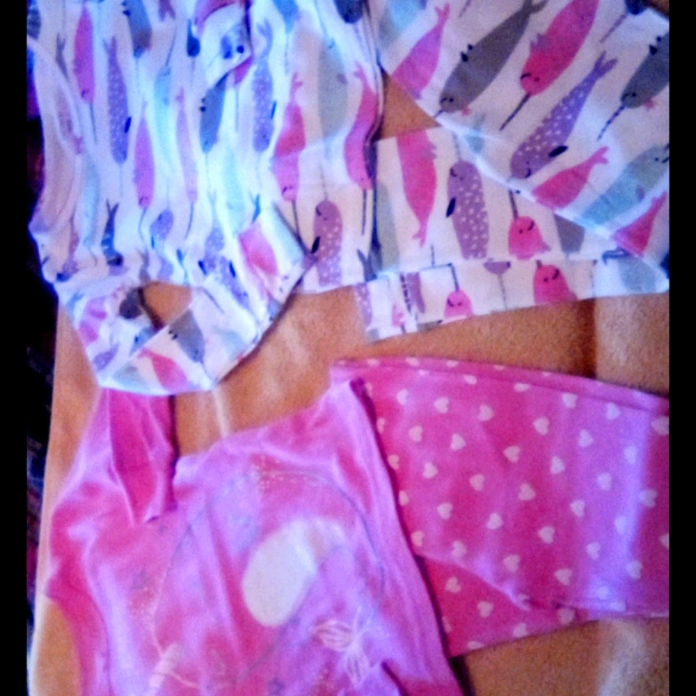 Carter's girls pjs